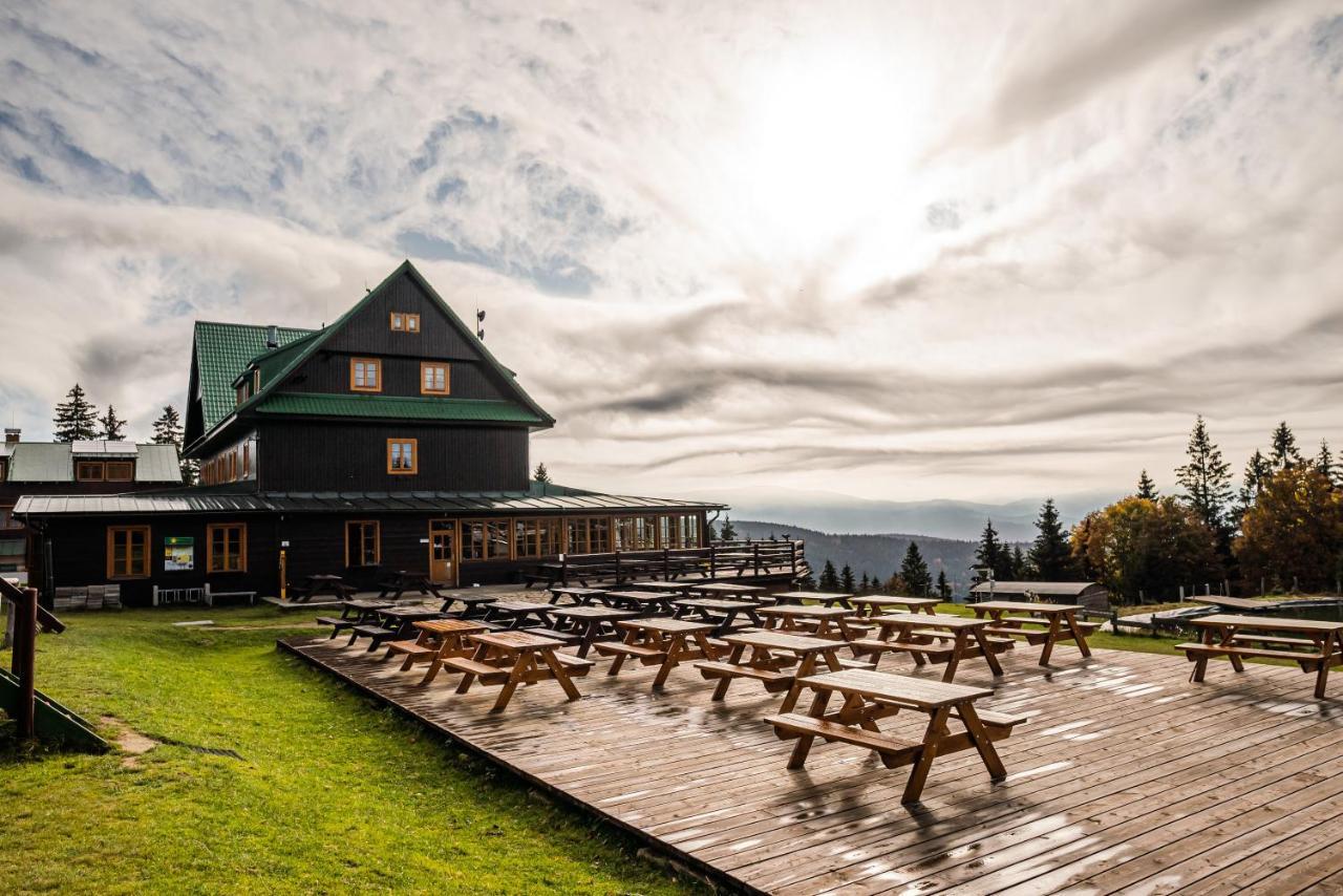 Horsky Hotel Paprsek Stare Miasto  Zewnętrze zdjęcie
