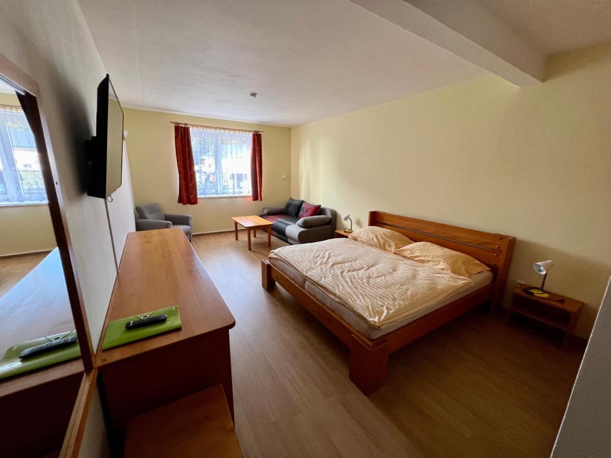 Horsky Hotel Paprsek Stare Miasto  Zewnętrze zdjęcie